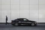 Lexus ES300h with Digital Side-View Monitor 2020 года (EU)